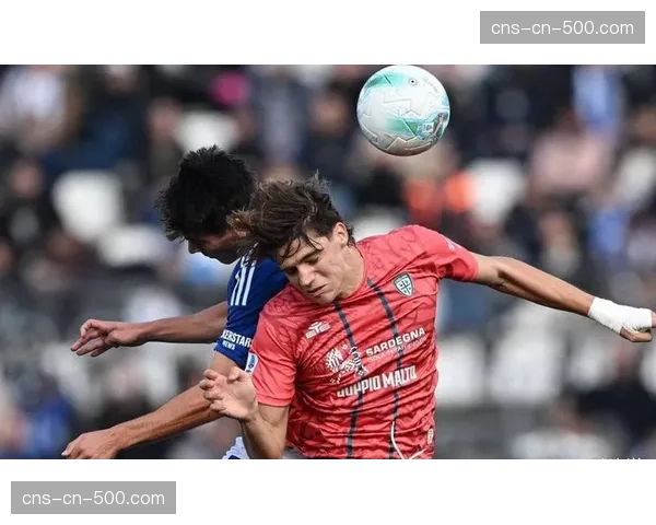 射手榜：弗拉霍维奇25球领跑，劳塔罗、奥斯梅恩紧随其后